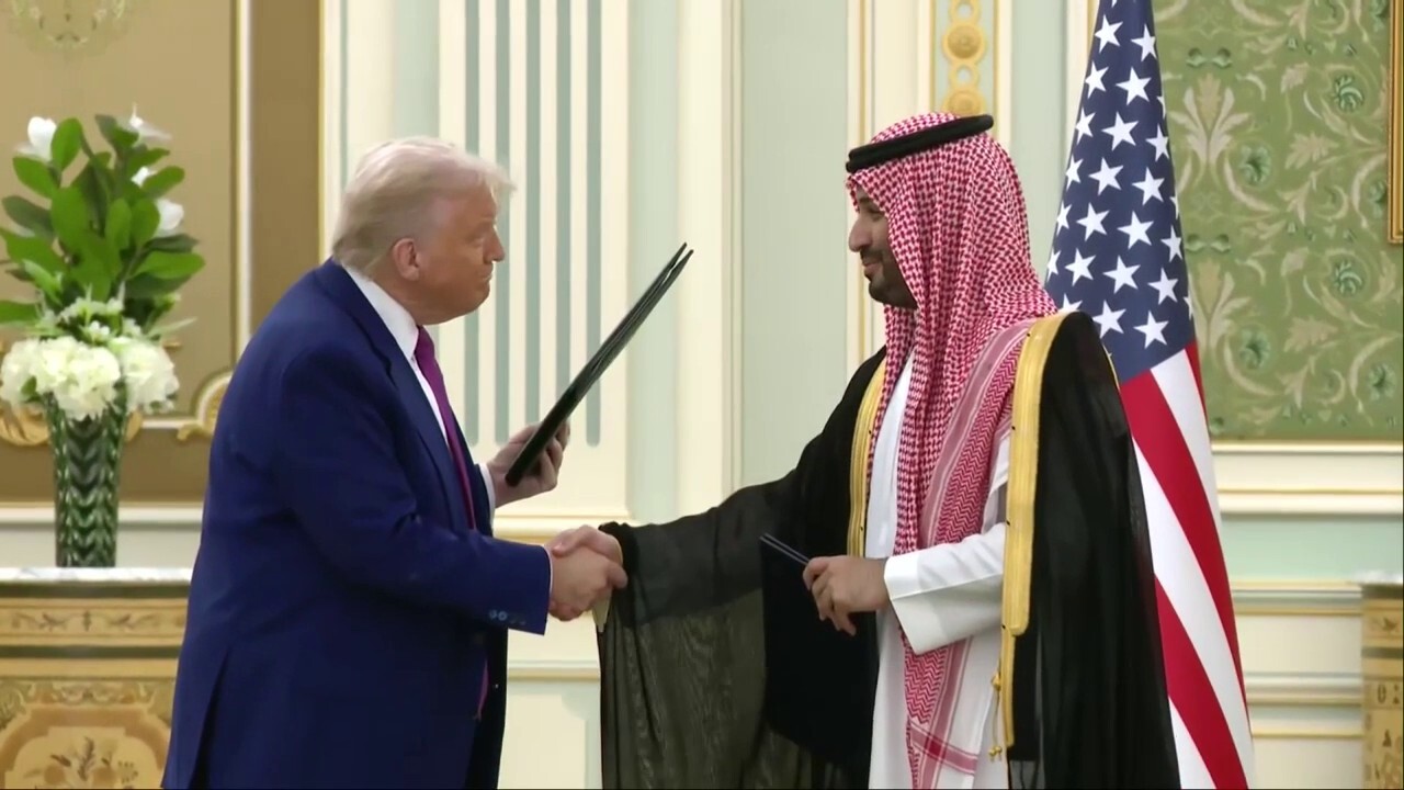 The two leaders signed a strategic economic partnership worth up to $600 billion.