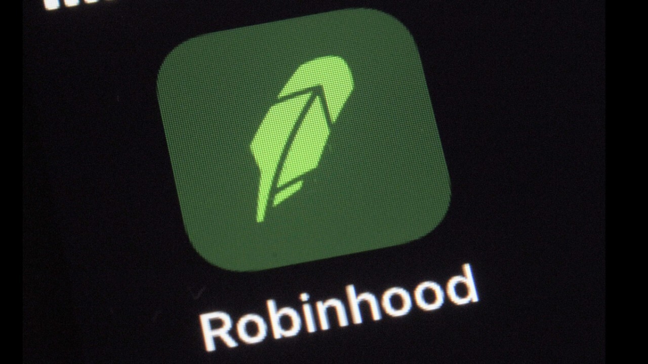 Strategic Wealth Partners wealth adviser Luke Lloyd reacts to Robinhood planning to go public and provides insight on investing.