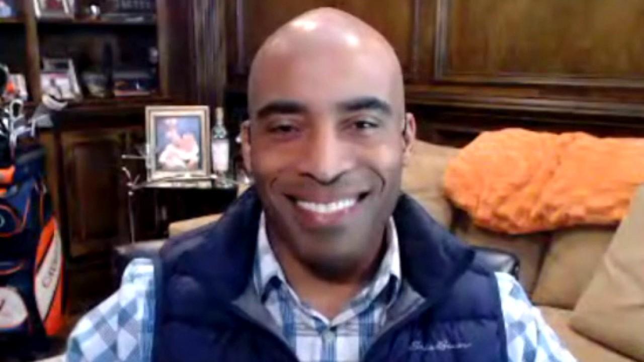 Tiki Barber: NFL needs to operate as normal