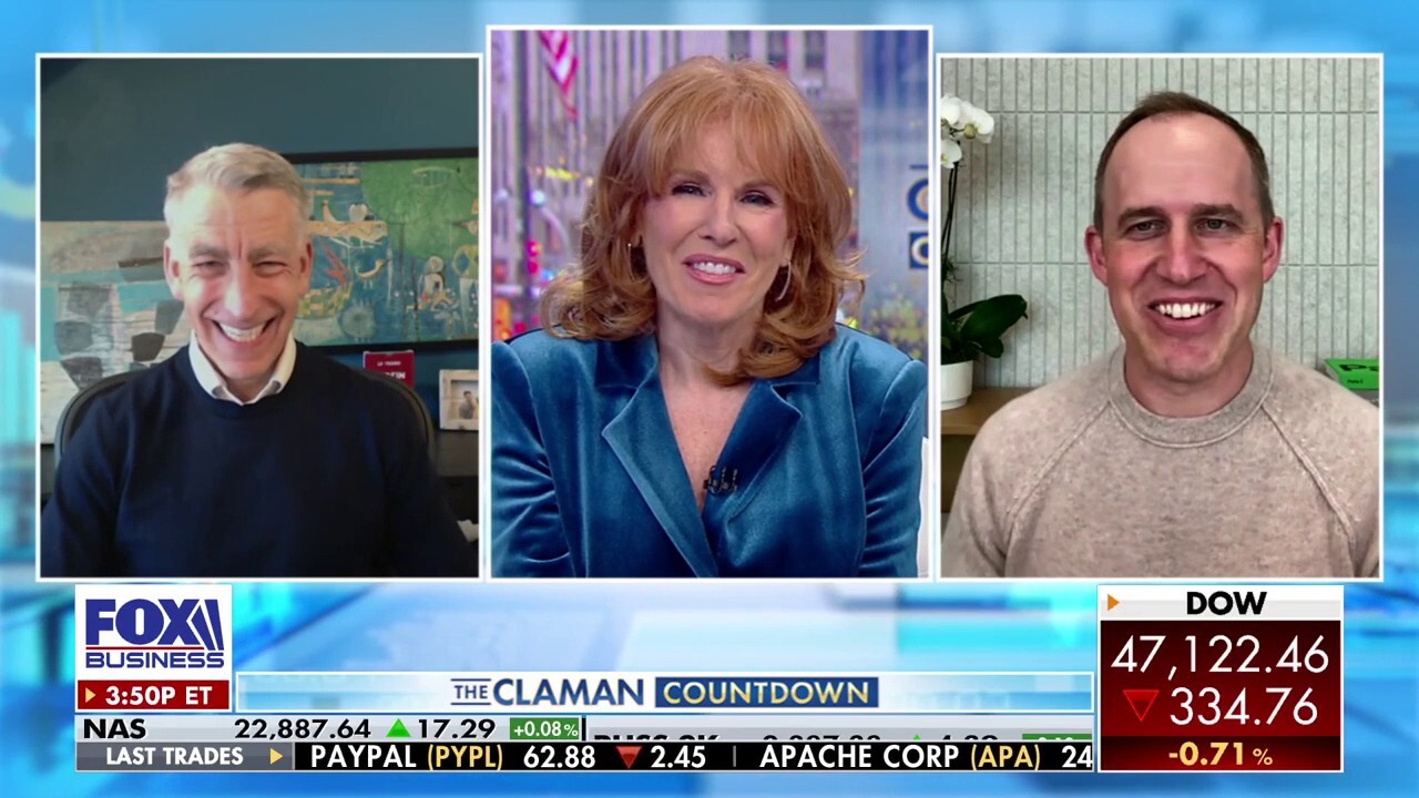 Redfin CEO Glenn Kelman and Bret Taylor, Sierra co-founder and chairman of the board of directors of OpenAI, discuss the new AI-powered house hunting tool on 'The Claman Countdown.'