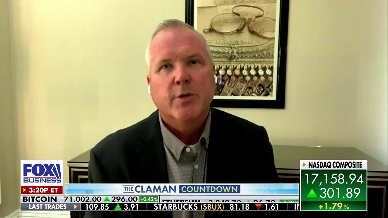 Thor CEO: Retirees are buying RVs instead of condos | Fox Business Video