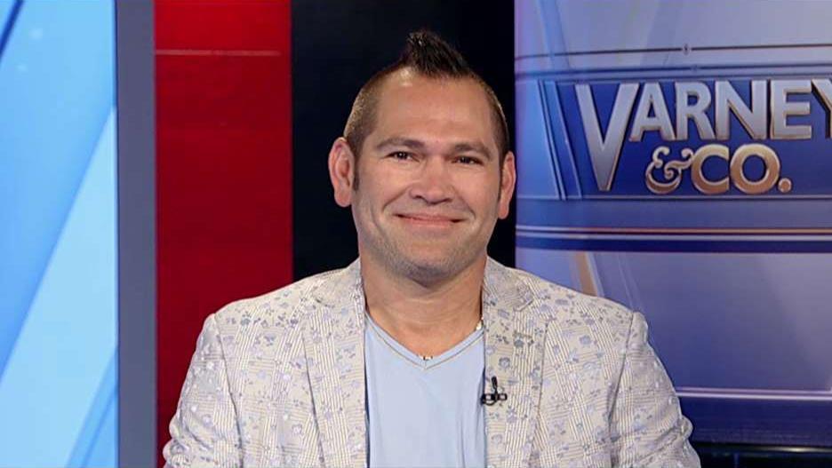 Johnny Damon: Players should stand for anthem