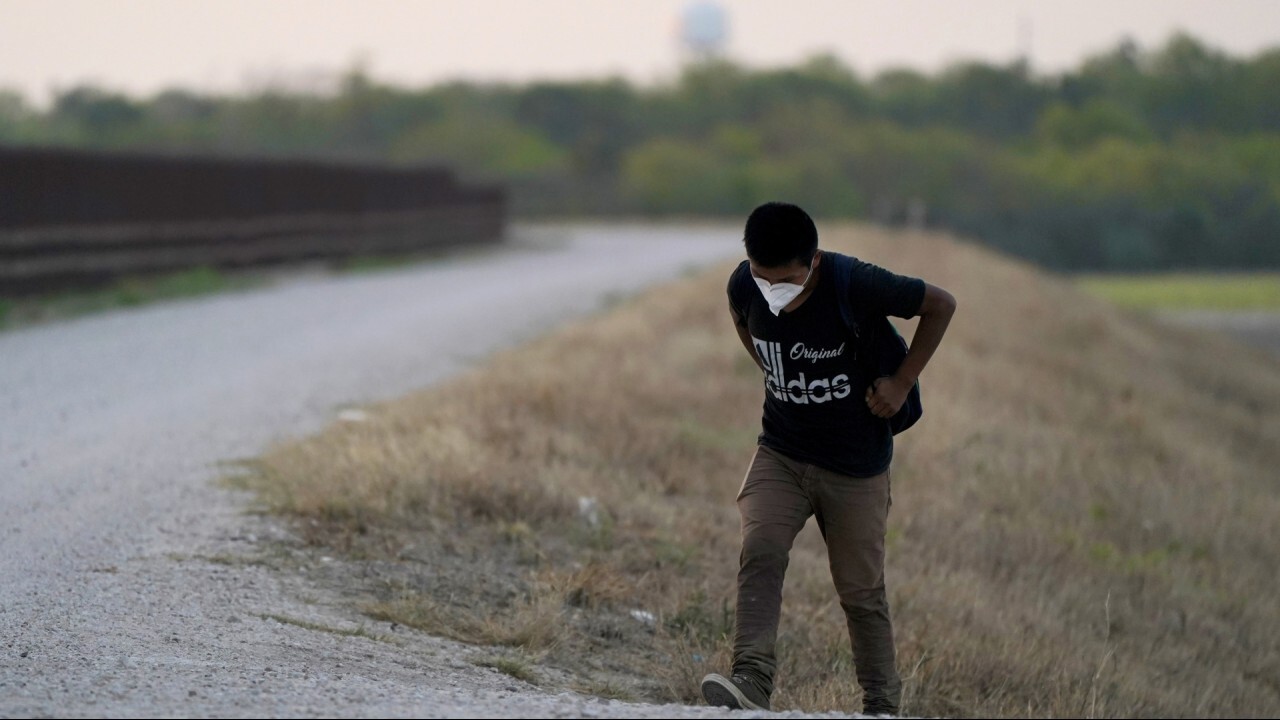 Cost of migrant surge hits small border towns