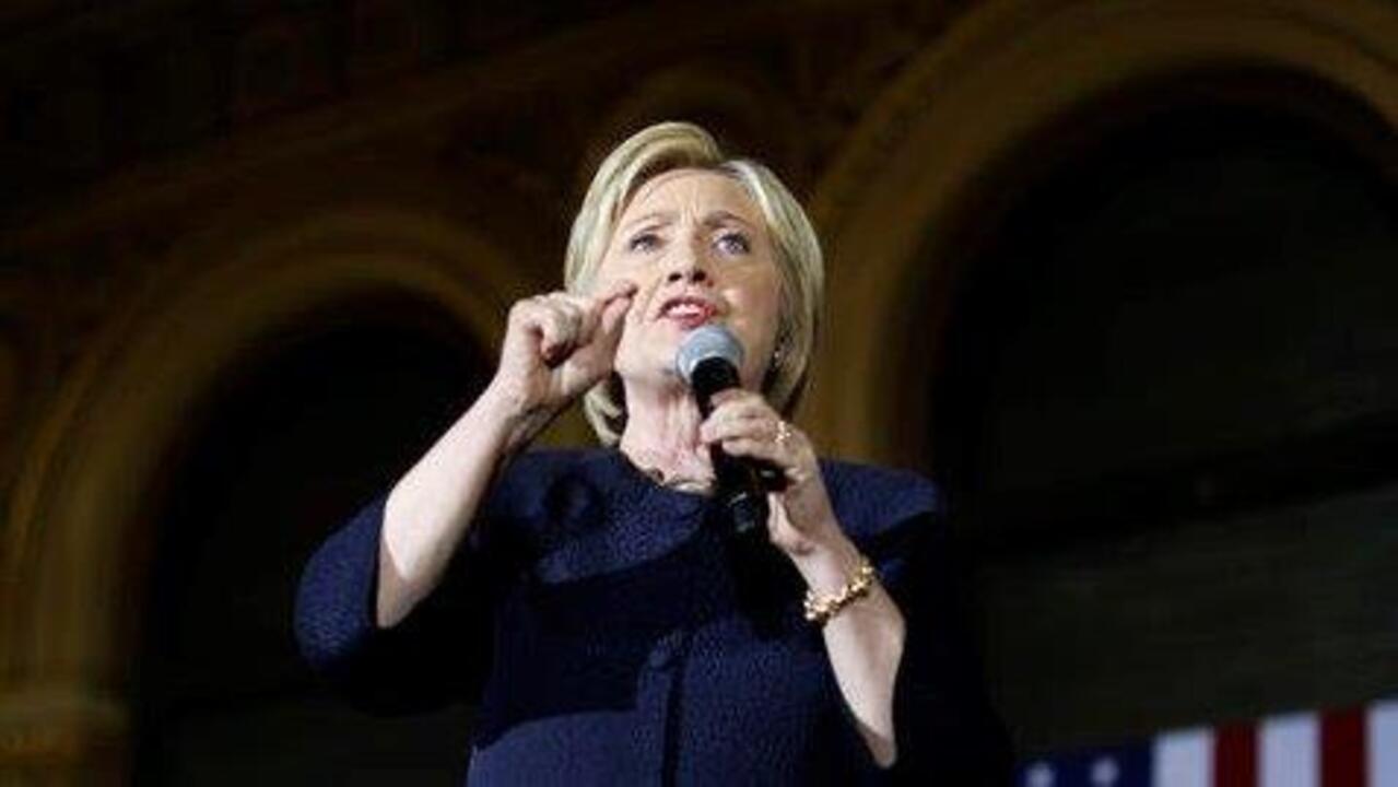 Hillary blasts Trump's foreign policy 