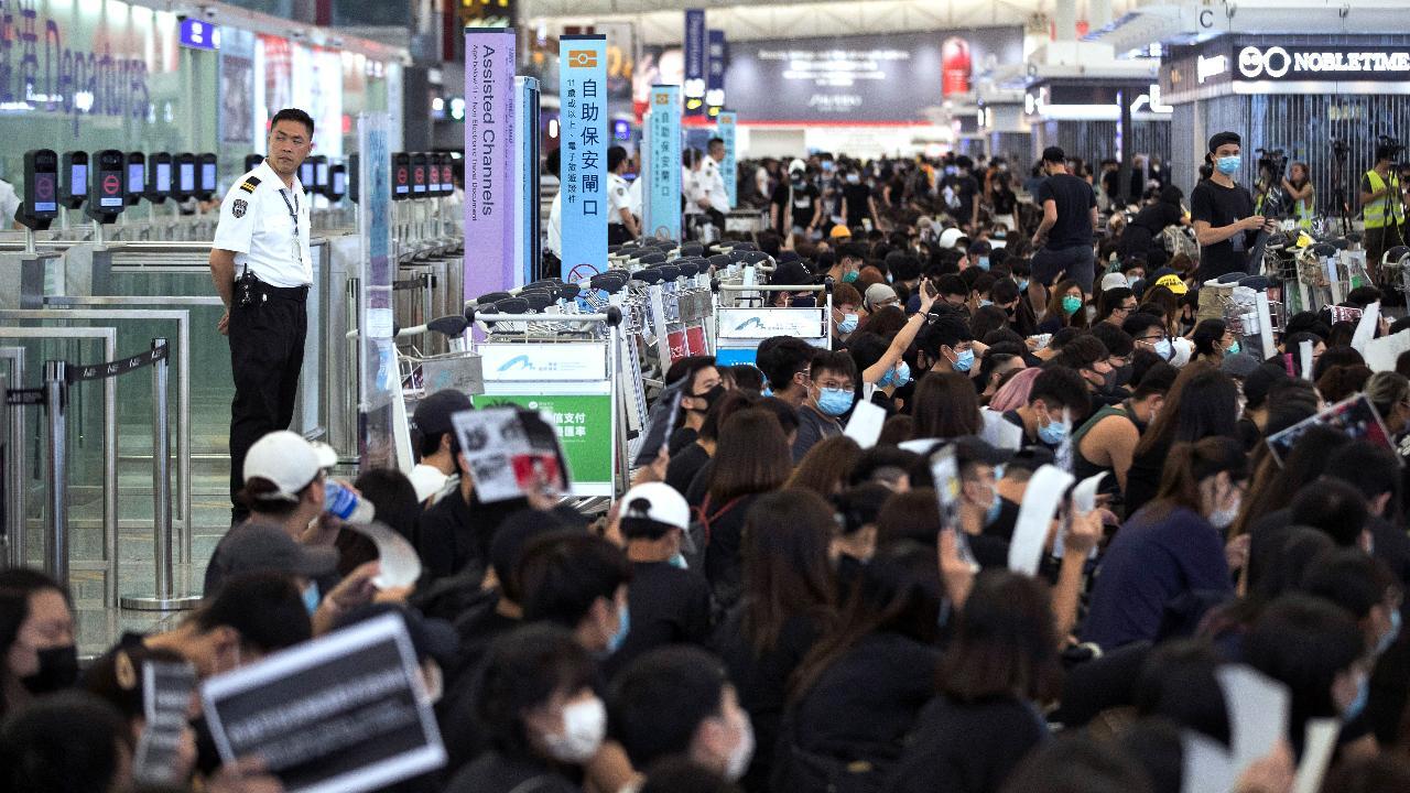 The risks to China's economy from the Hong Kong protests