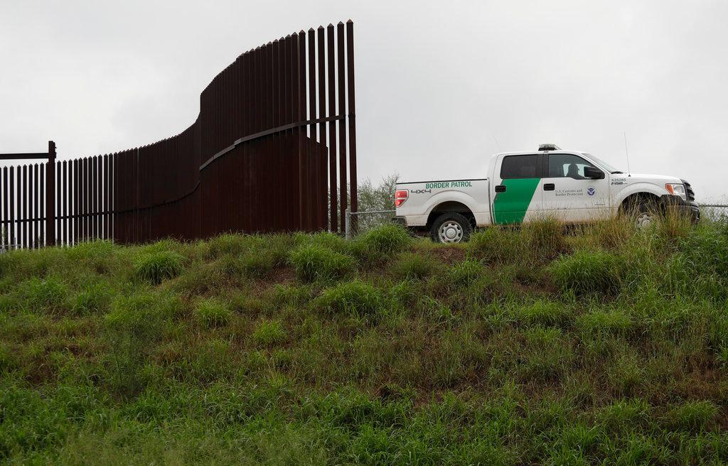 LA wants contractors to reveal if they work on Trump's wall