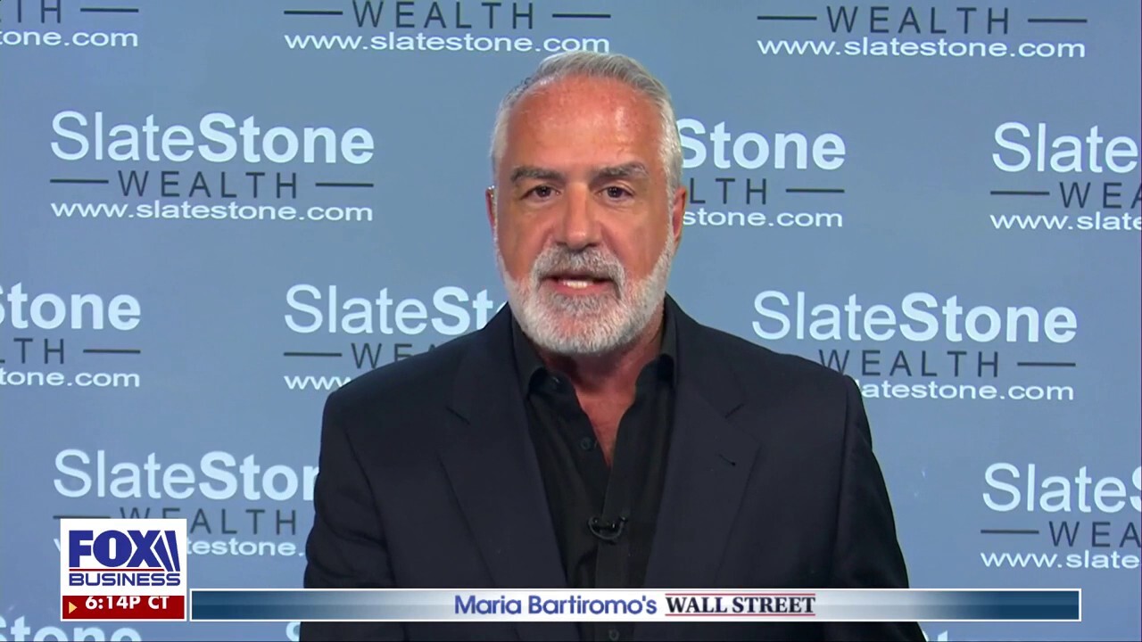 Market expert says he's going to let the impact of tariffs ‘play out’