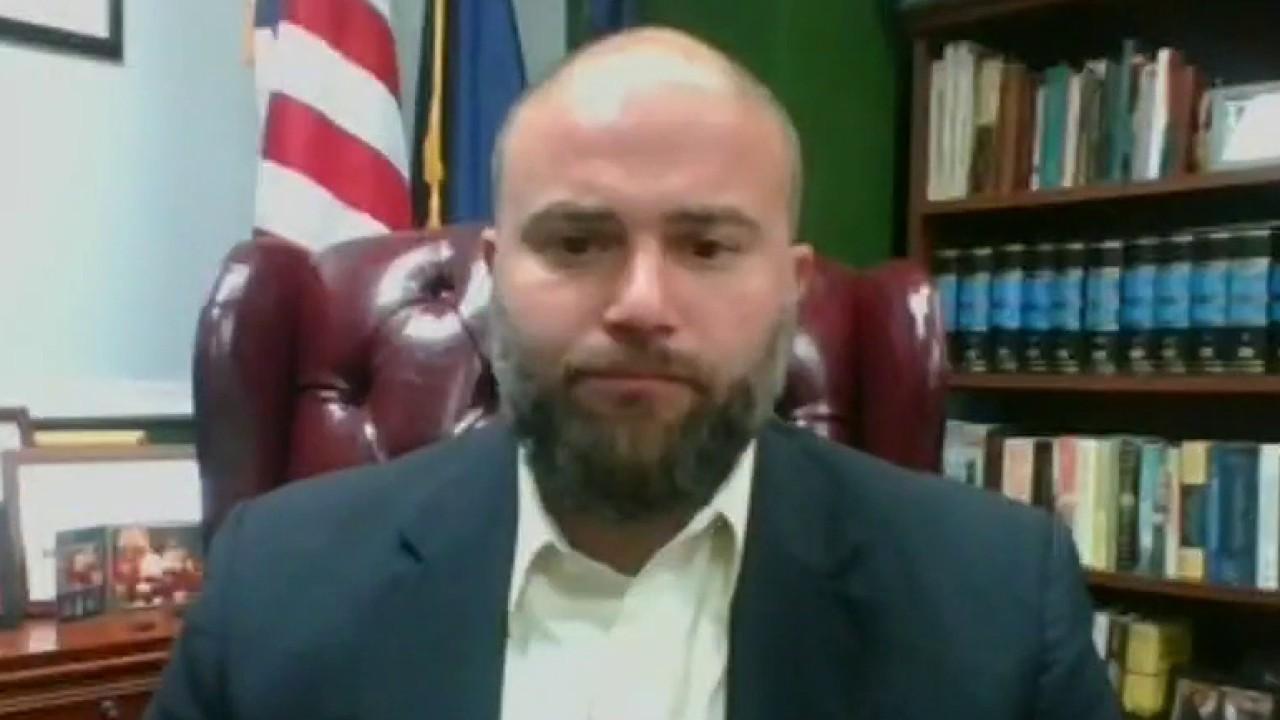 NYC councilman Borelli slammed for ‘irresponsible’ Thanksgiving plans 