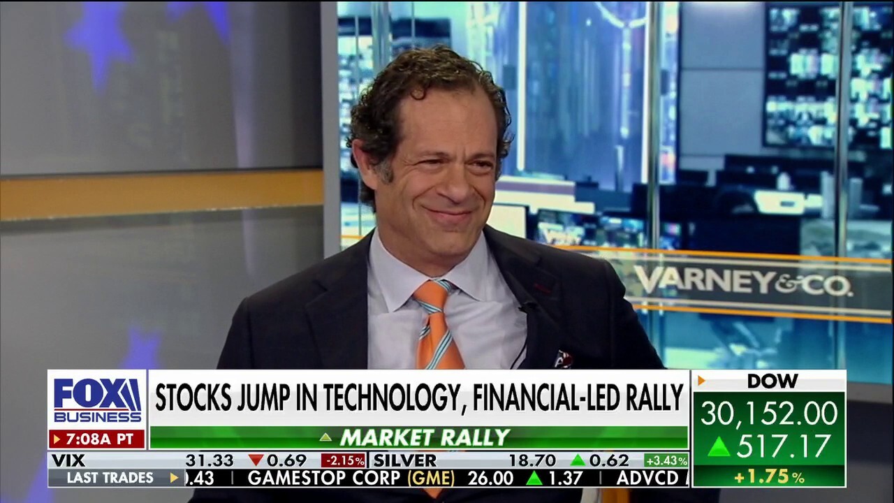 Jeff Sica on Netflix stock bust: They're focused on 'two really stupid things'