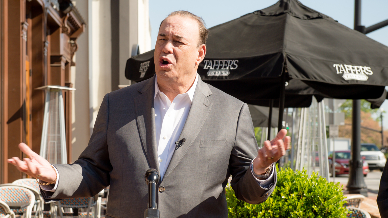 ‘Bar Rescue’ host Jon Taffer says many establishments are hesitant to pass on rising prices to their consumers.