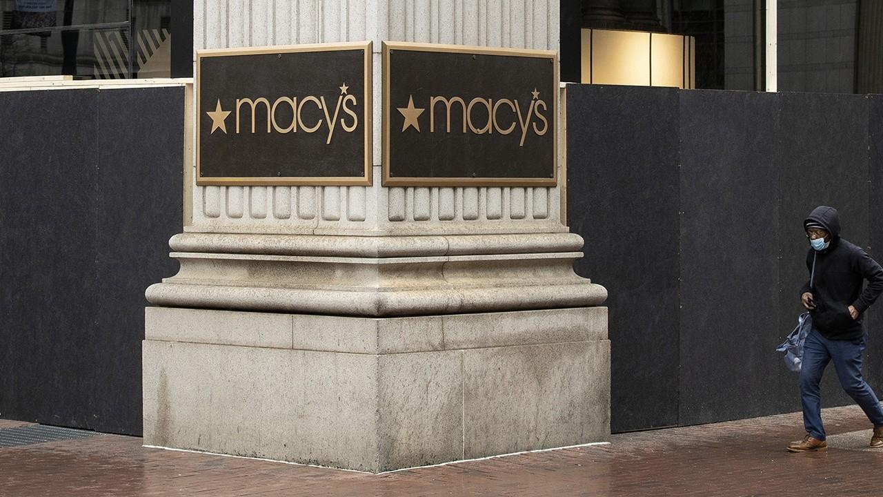 Macy’s facing ‘long struggle ahead’: Former Toys R Us CEO 