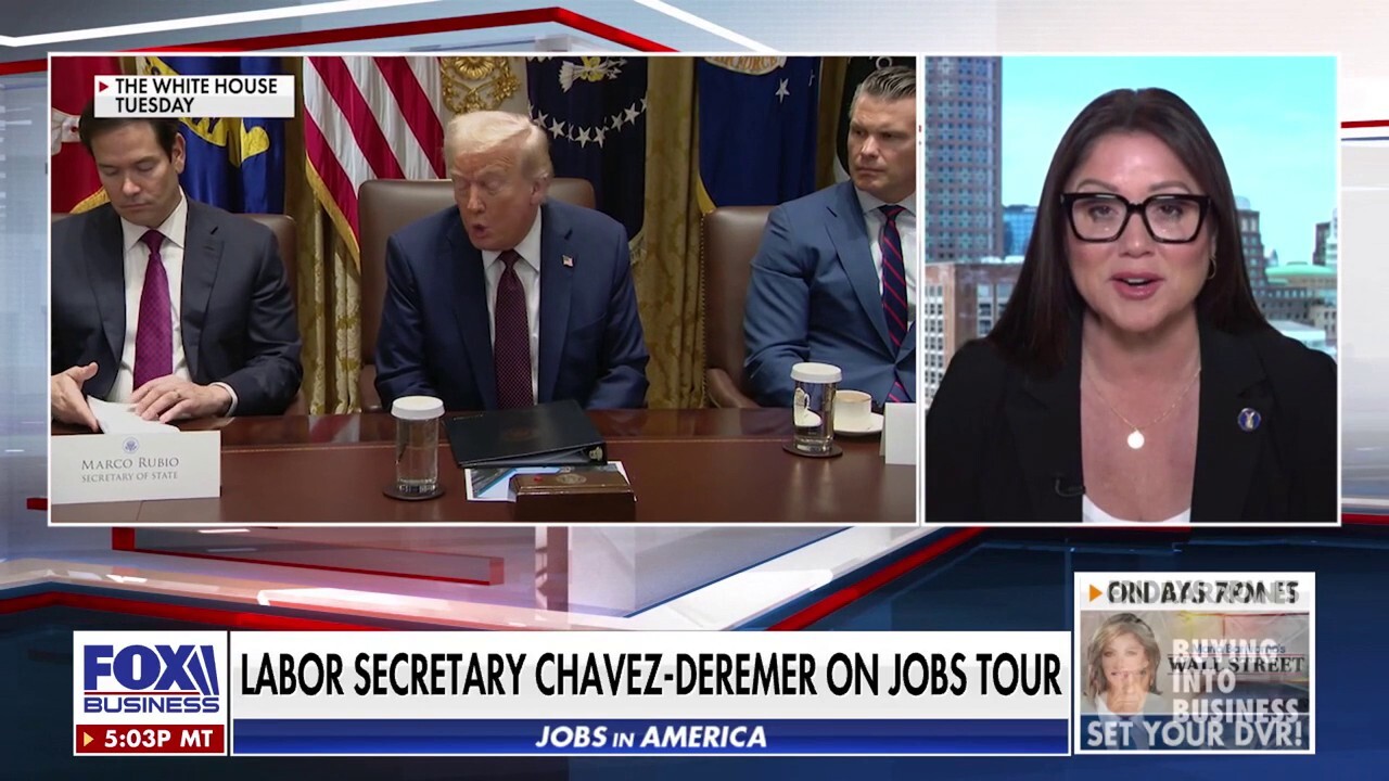 Trump labor secretary touts talking to 'everyday mom and pop shops' on tour