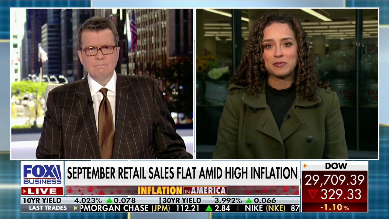 FOX Business correspondent Madison Alworth reports on food retailers’ decision to utilize discounts, rewards programs and free samples to bolster consumer spending, on ‘Cavuto: Coast to Coast.’ 
