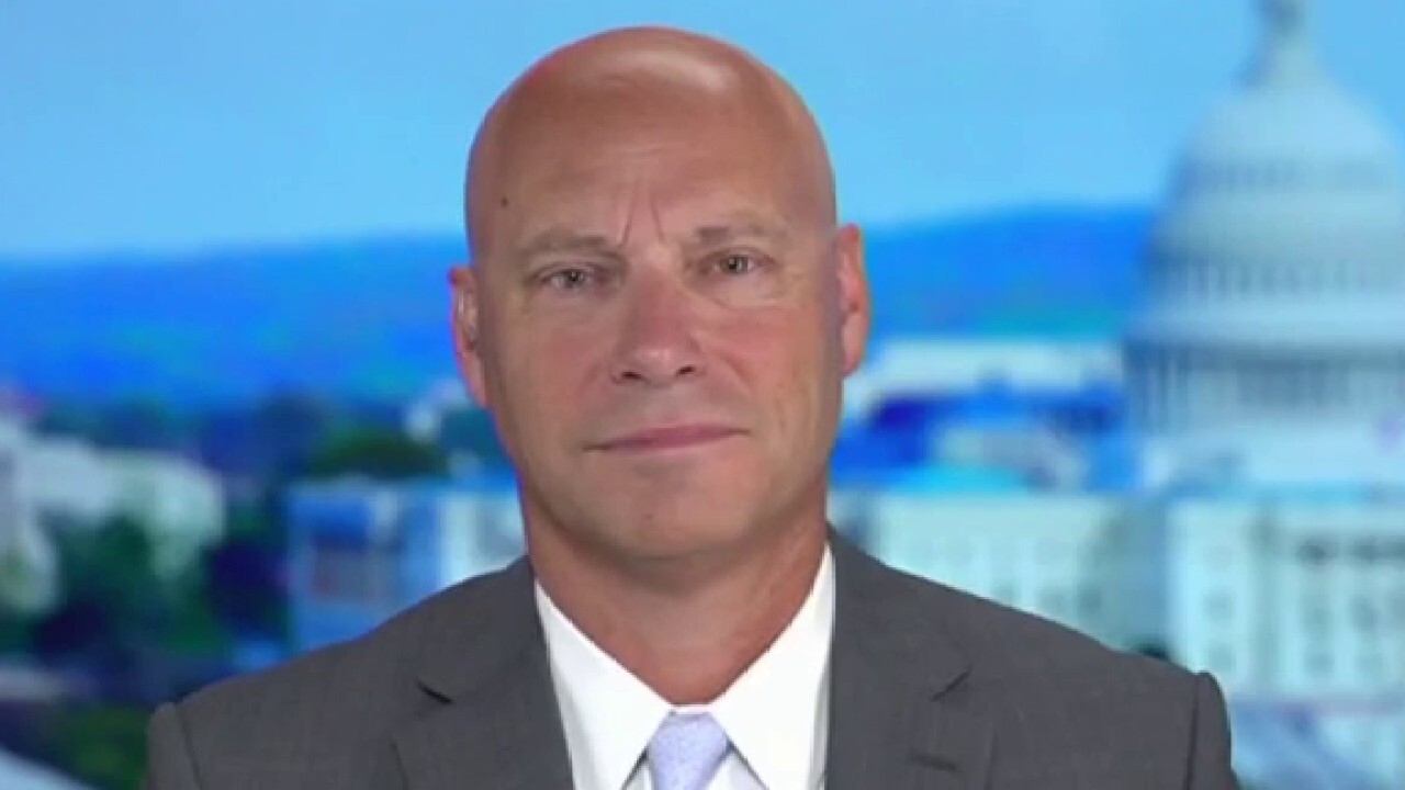 Americans owed 'more transparency' from DOJ for raid of Trump's home: Marc Short 