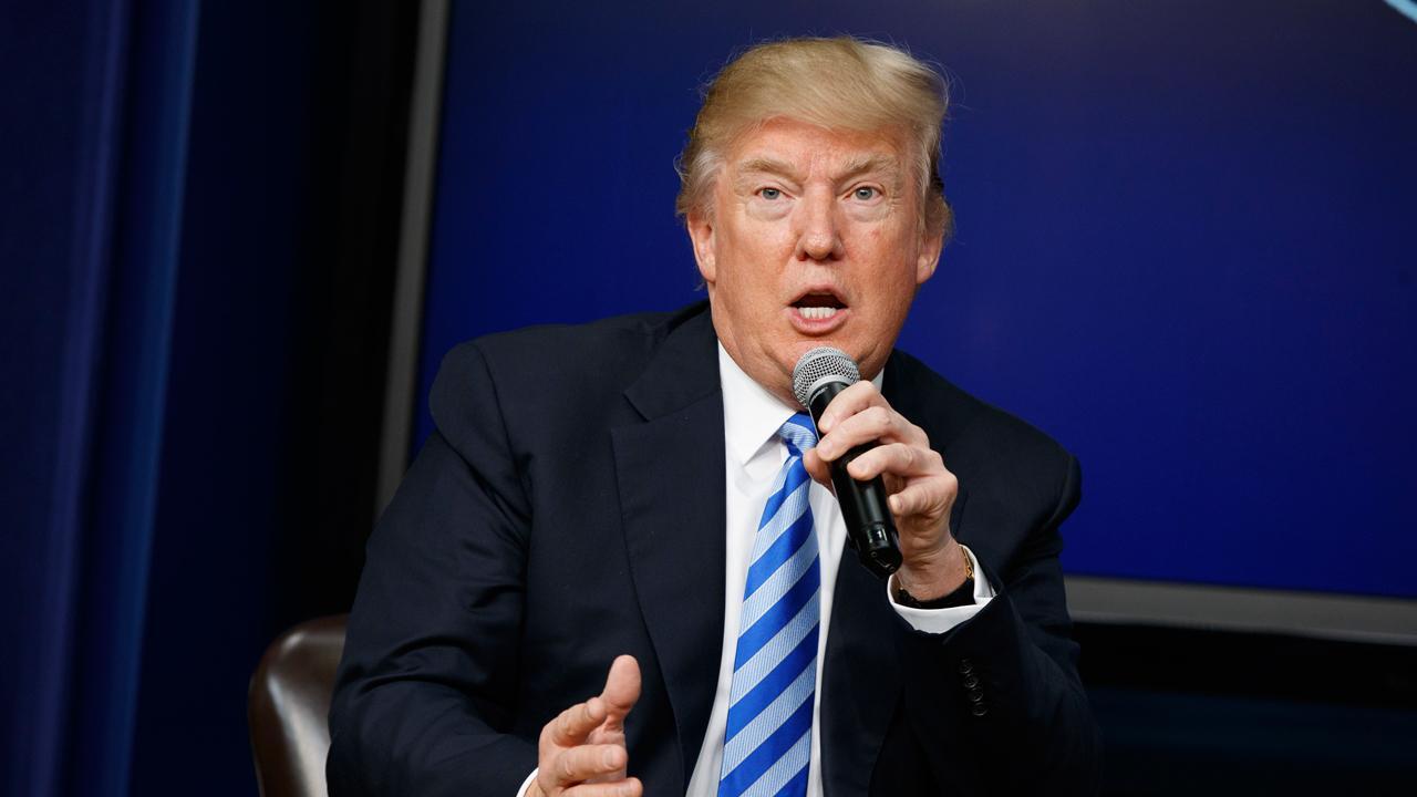 Trump: We will do a very heavy haircut on Dodd-Frank
