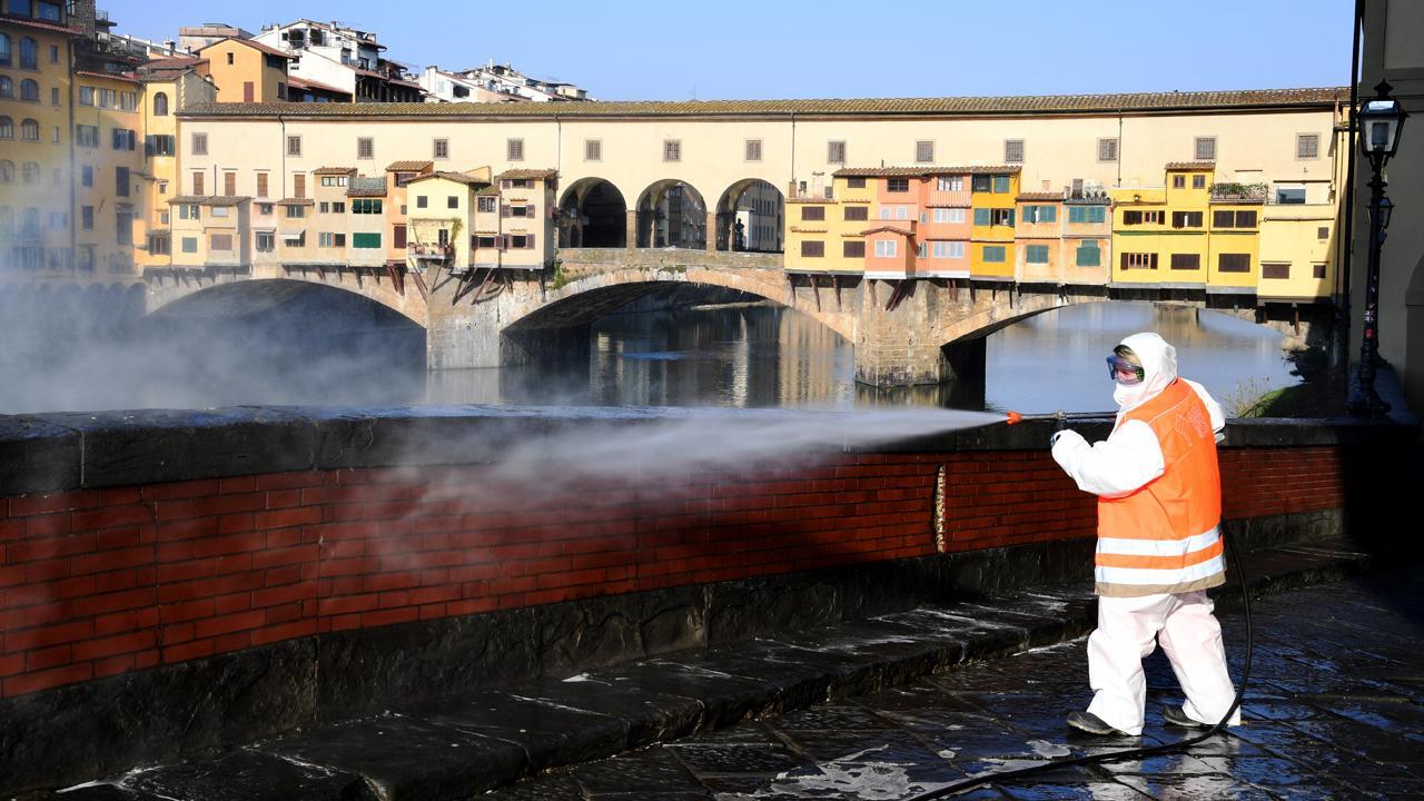 Mayor of Florence, Italy seeks aid as coronavirus halts tourism 