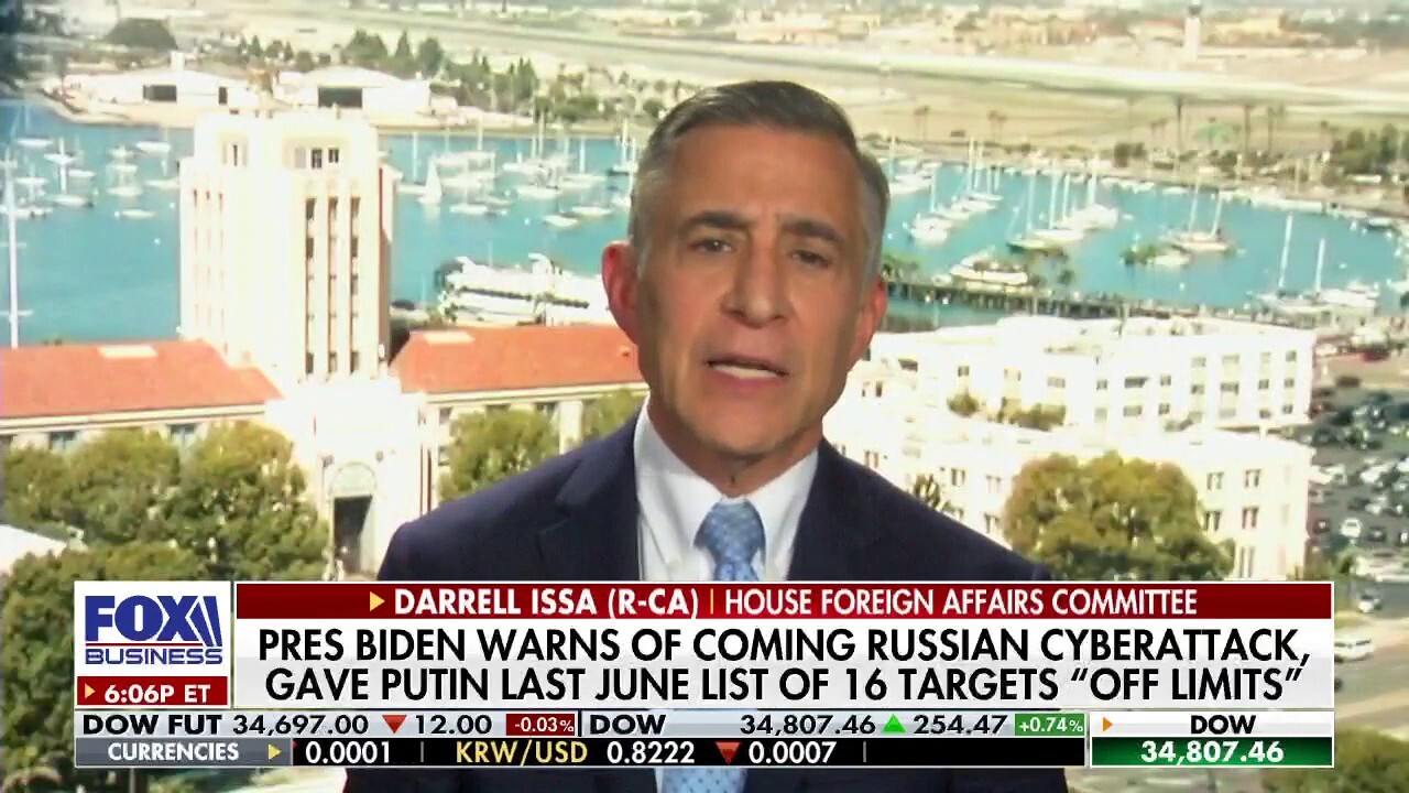 Rep. Darrell Issa and former deputy national security adviser KT McFarland discuss President Biden’s response to a possible cyber attack from Russia on ‘The Evening Edit.’