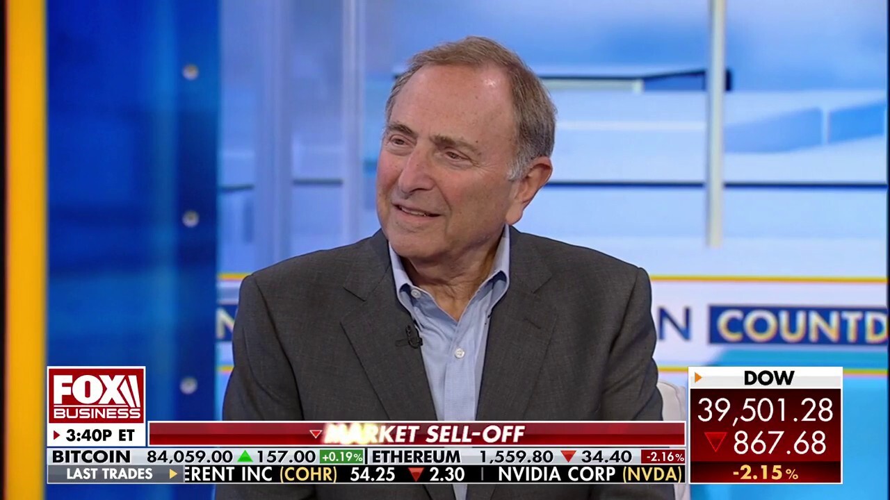 NHL commissioner Gary Bettman discusses the impact of tariffs on teams on 'The Claman Countdown.'