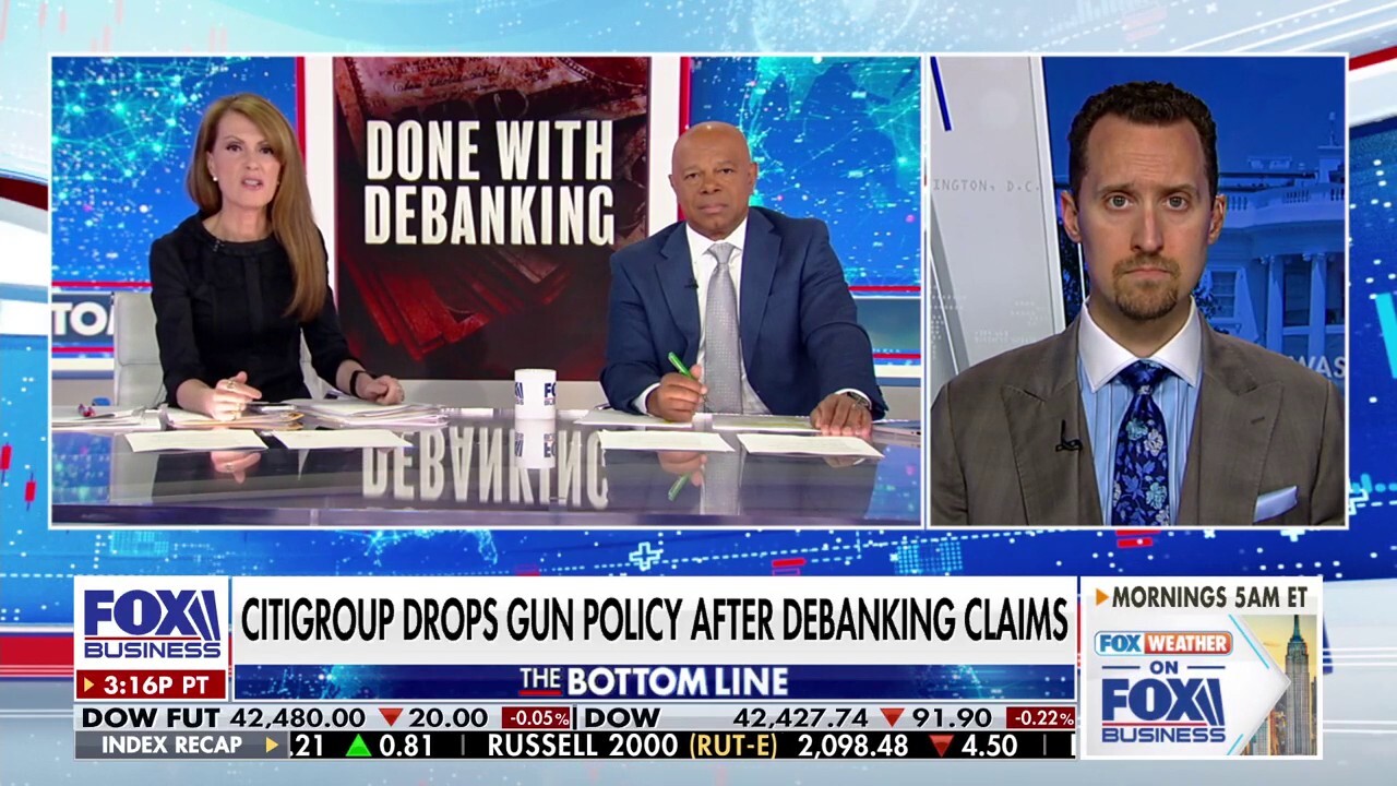 Heritage Foundation chief economist EJ Antoni examines 'debanking' claims and breaks down President Donald Trump’s feud with the Federal Reserve on ‘The Bottom Line.’