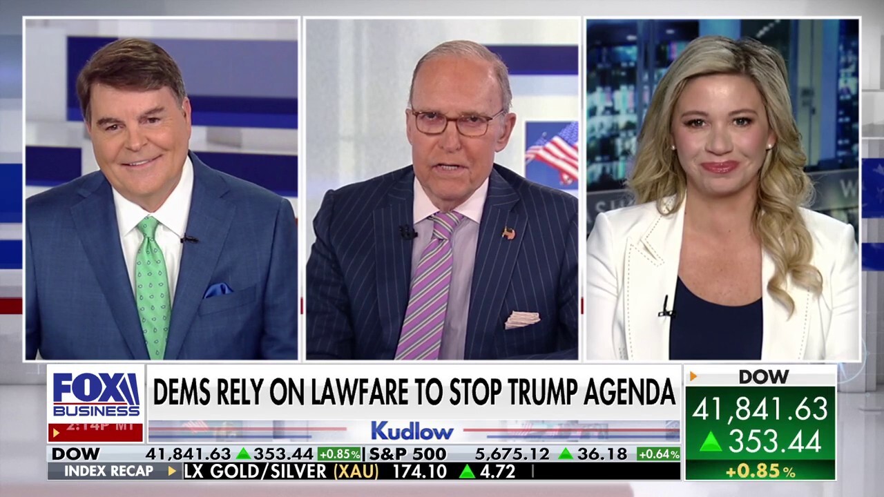 Judge trying to block deportations 'usurps the Democratic process,' legal expert says