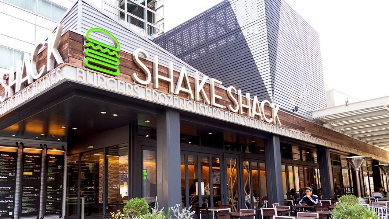 Shake Shack stocks tumble