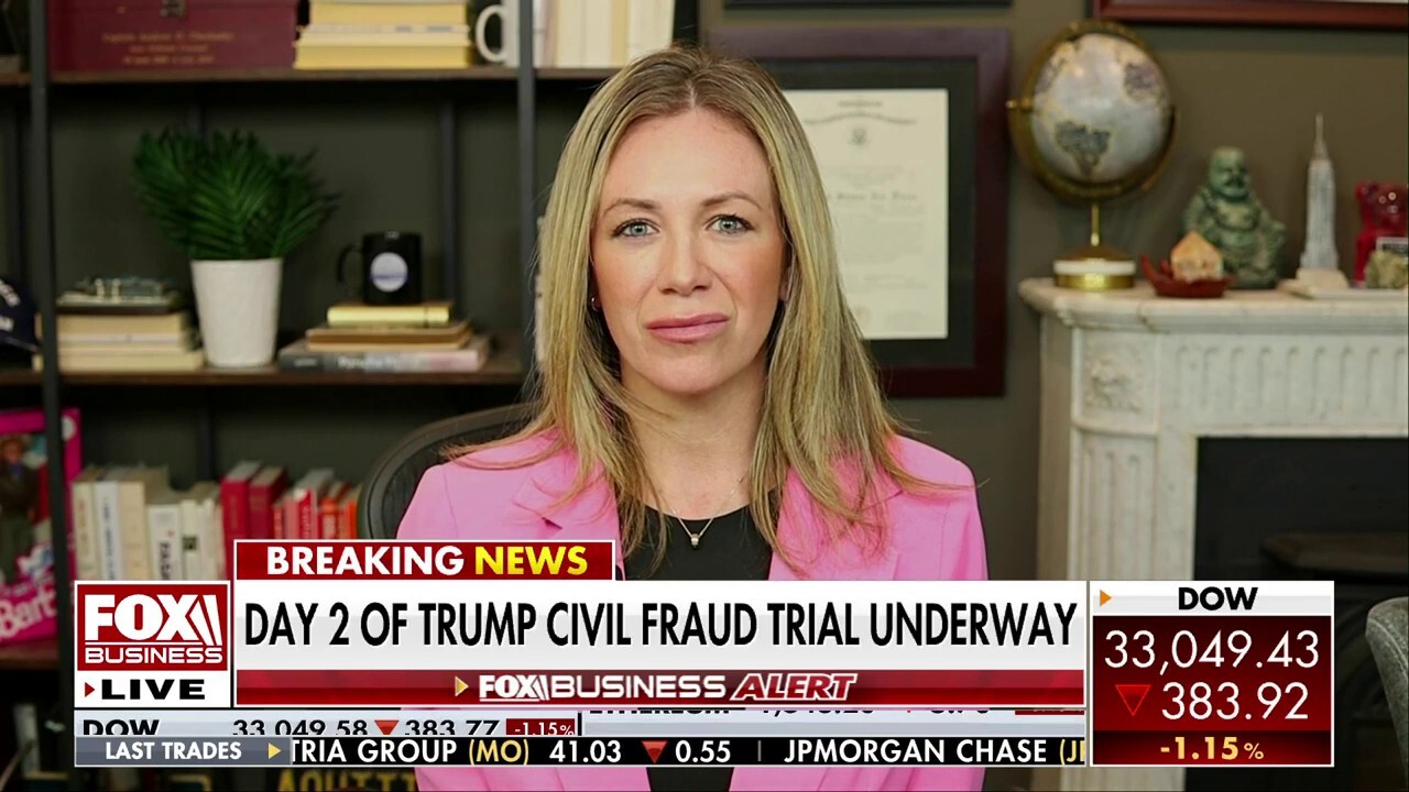 Former federal prosecutor Katie Cherkasky discusses Trump's civil fraud trial. 