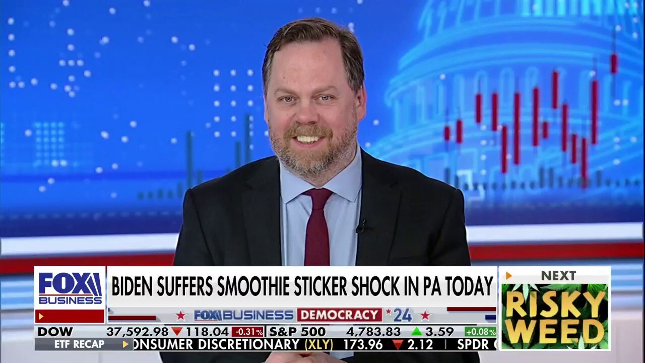 Breitbart economics and finance editor John Carney discuss how Pennsylvania voters were calling President Biden a ‘loser’ on ‘The Bottom Line.’