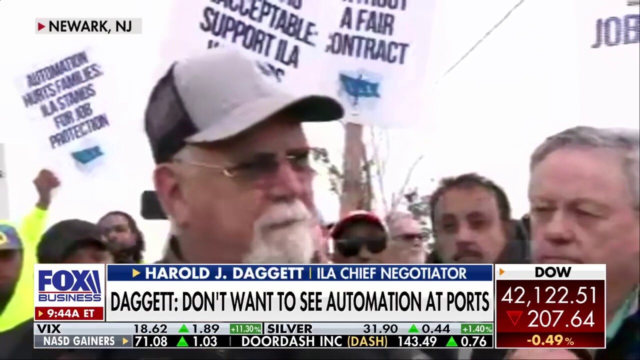 Union leader Harold Daggett calls out 'money crazy' shipping companies amid port strike