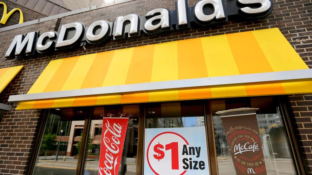 McDonald's stops lobbying against minimum wage hikes
