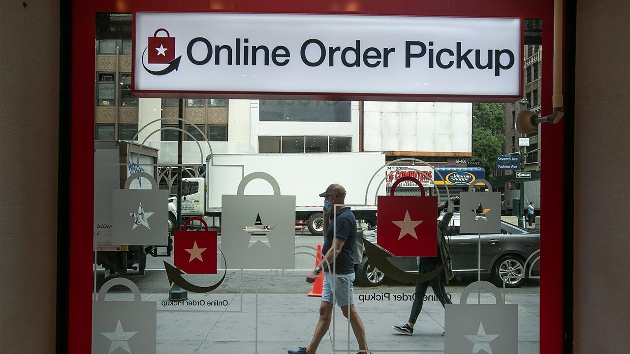 Online shopping, curbside pickup is here to stay: Retail expert 
