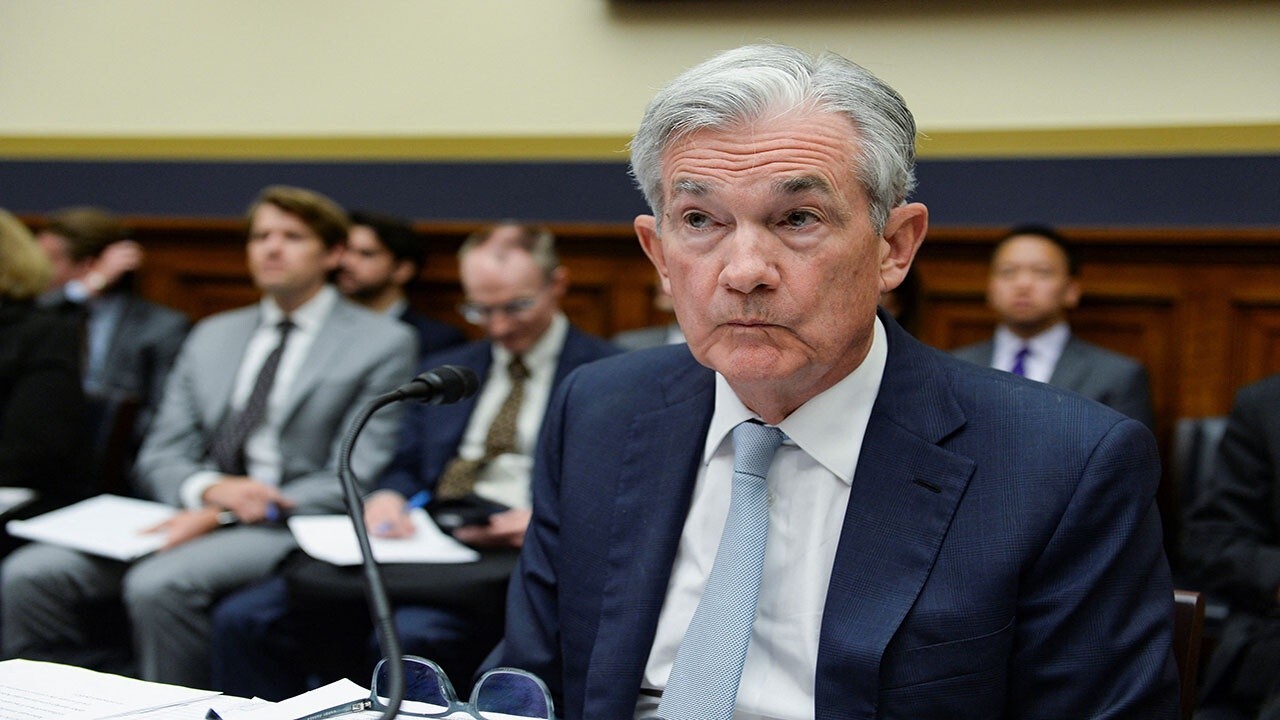 When will Fed pivot and cut interest rates?