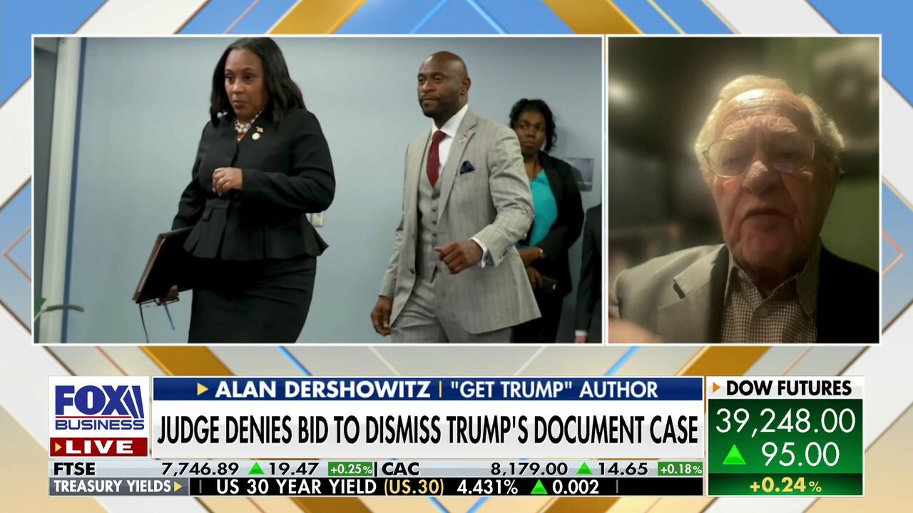 Alan Dershowitz slams Georgia judge's 'bizarre' Fani Willis decision: Trying to 'be King Solomon'