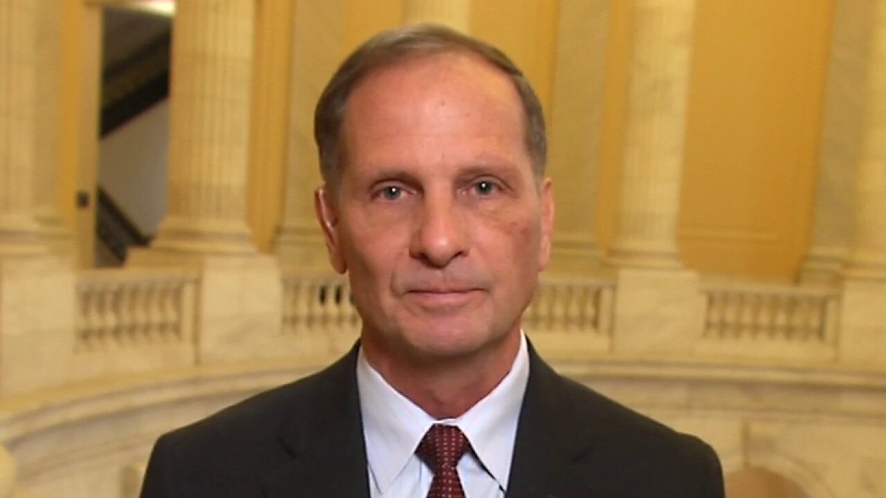 Biden's filibuster hypocrisy 'can't be overstated': Rep. Stewart