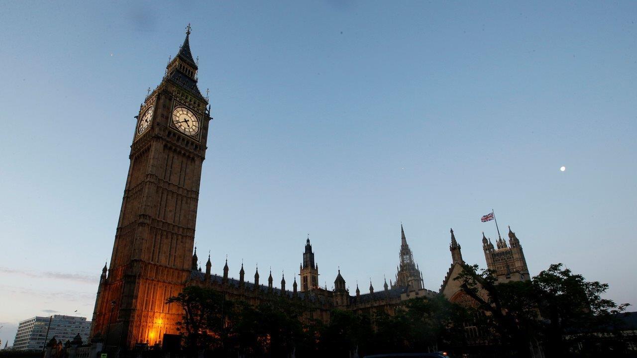 UK Parliament passes bill to begin EU exit