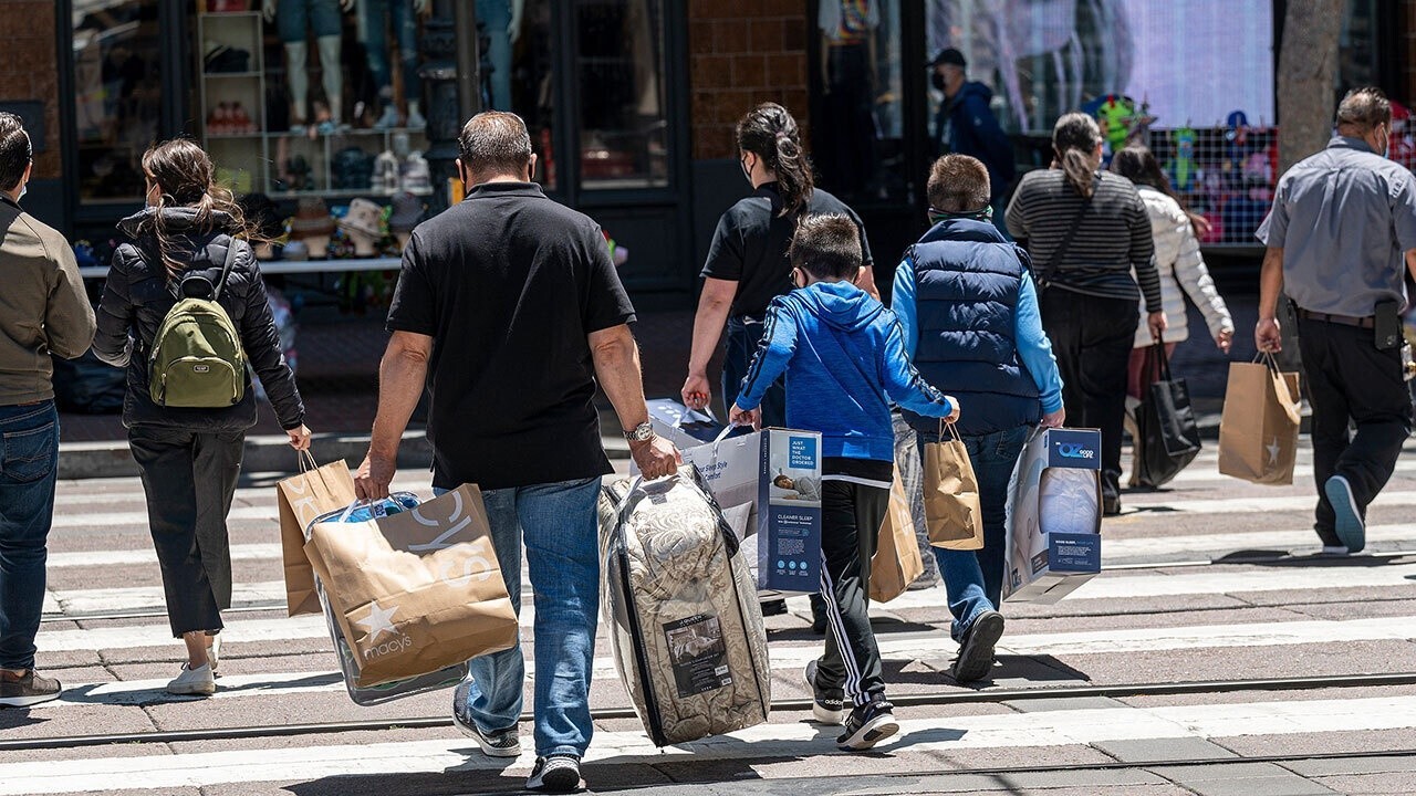 Consumer prices surge 5.4 percent annually. FOX Business' Edward Lawrence with more.