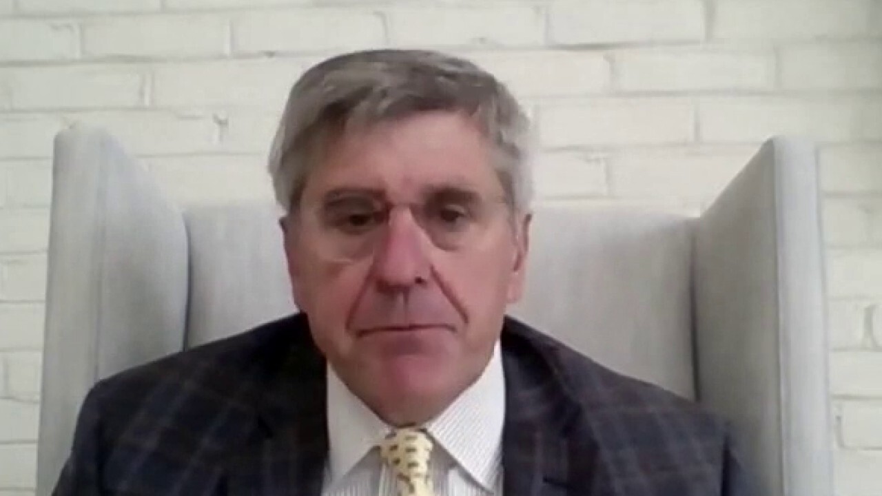 Stephen Moore, visiting fellow at the Heritage Foundation, argues the economic situation could get worse depending on fiscal and monetary policy moves in the second half of the year.