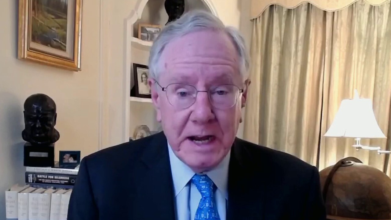 Forbes Media Chairman Steve Forbes on American Express reportedly telling employees capitalism is racist during diversity training.