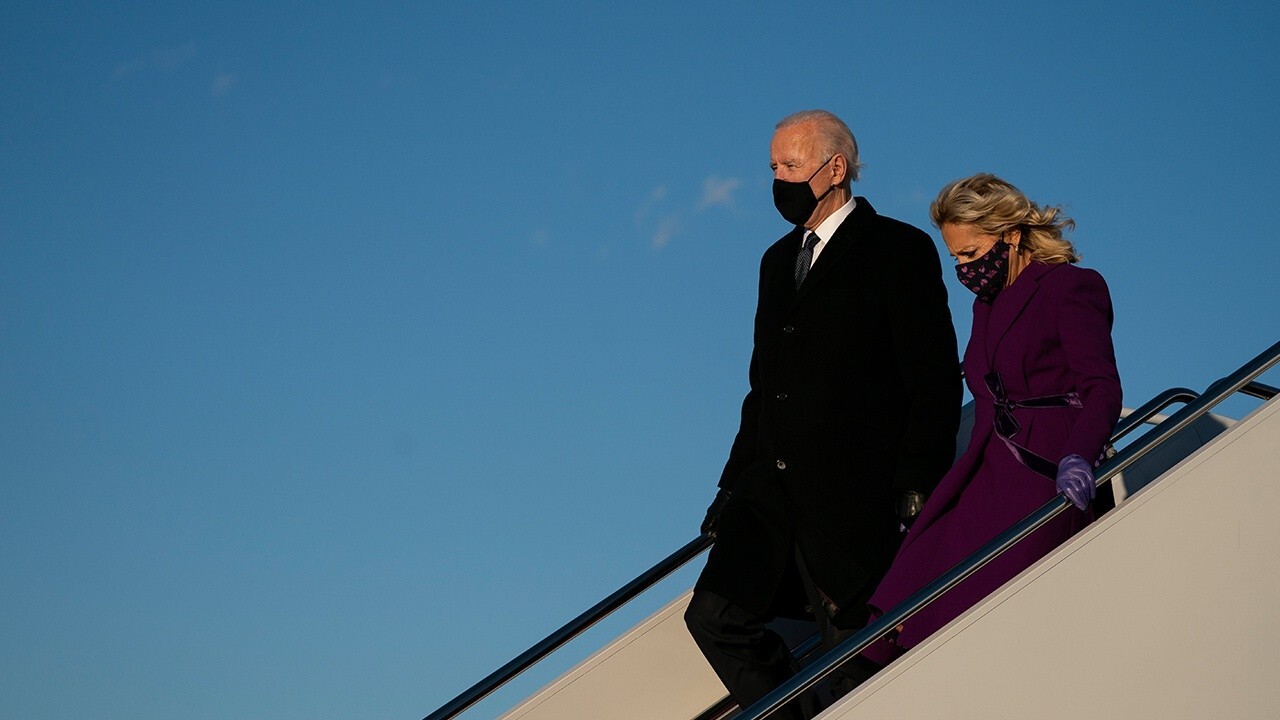 Biden can be as good as Clinton on economy: Art Laffer 