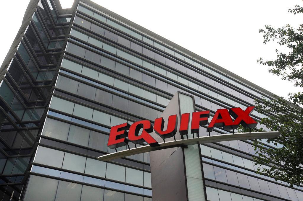 Equifax executive stock sales must be investigated: Sen. Kennedy  
