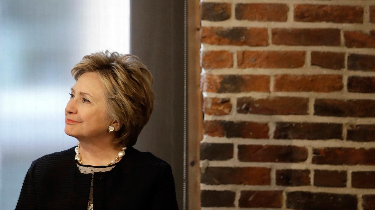 FBI agent didn't follow up on reports of Hillary Clinton server breach