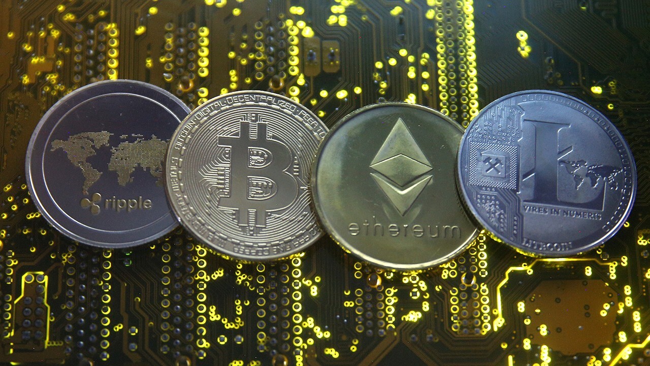 FOX Business' Kelly O'Grady says investors embraced cryptocurrency's volatility and legitimacy. 