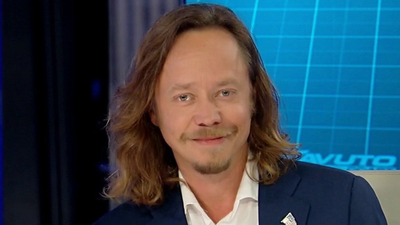 Bitcoin Foundation Chairman Brock Pierce on how governments, institutions and consumers feel about adopting Bitcoin. 