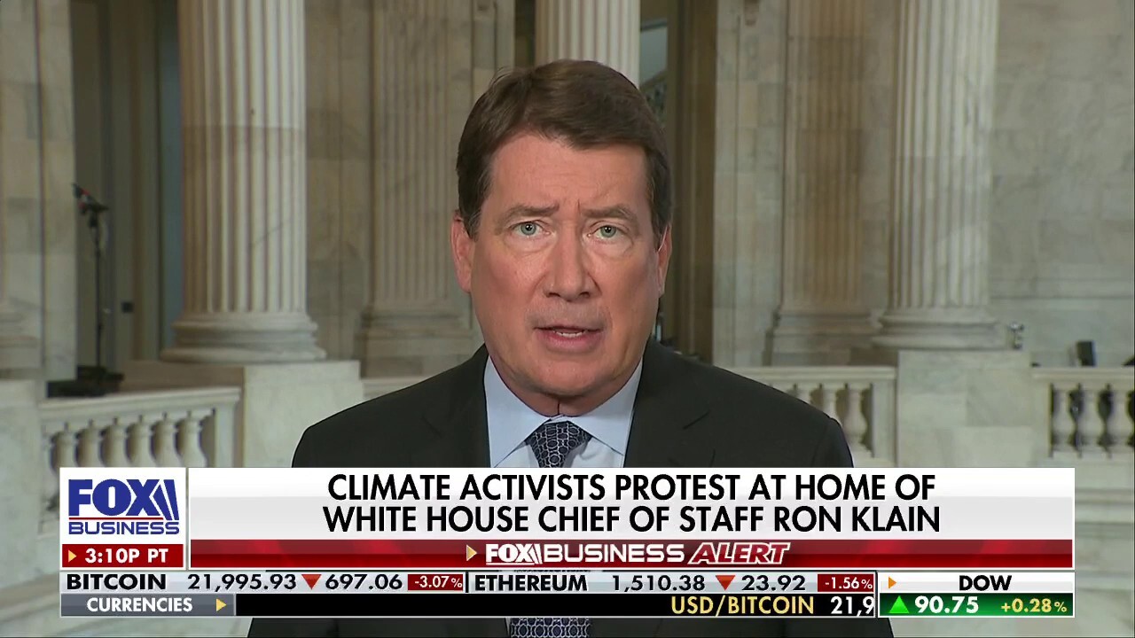 Sen. Bill Hagerty, R-Tenn., speaks on the Biden administration downplaying the possibility of a recession on 'The Evening Edit.'