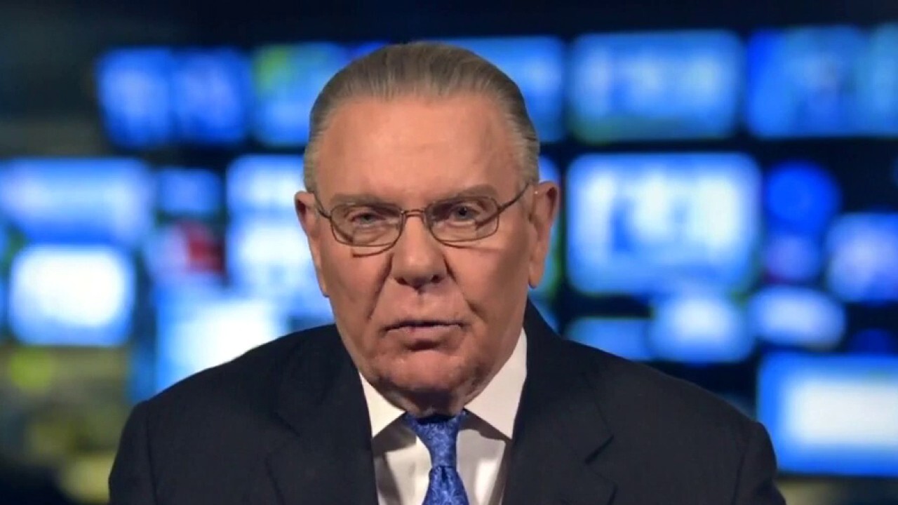 Fox News Strategic Analyst Gen. Jack Keane discusses the Pentagon placing U.S. troops on standby for possible deployment to eastern Europe on ‘Fox Business Tonight.’