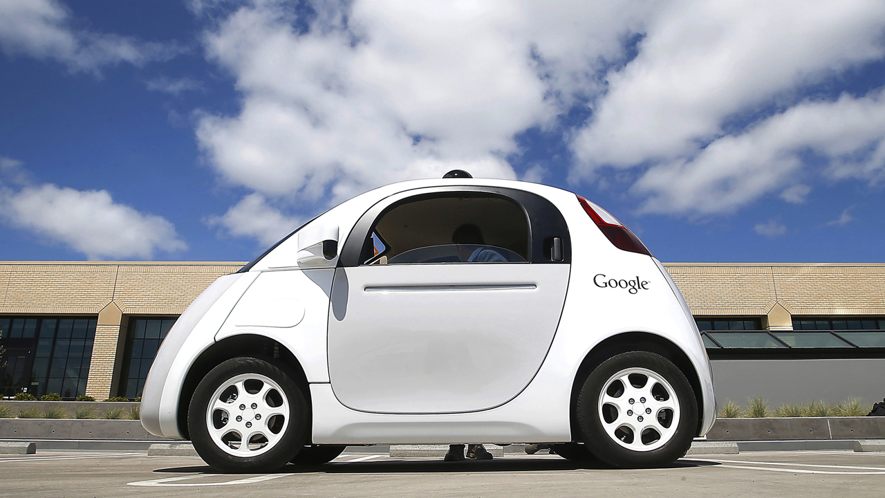 U.S. regulators say Google car’s AI now counts as a driver