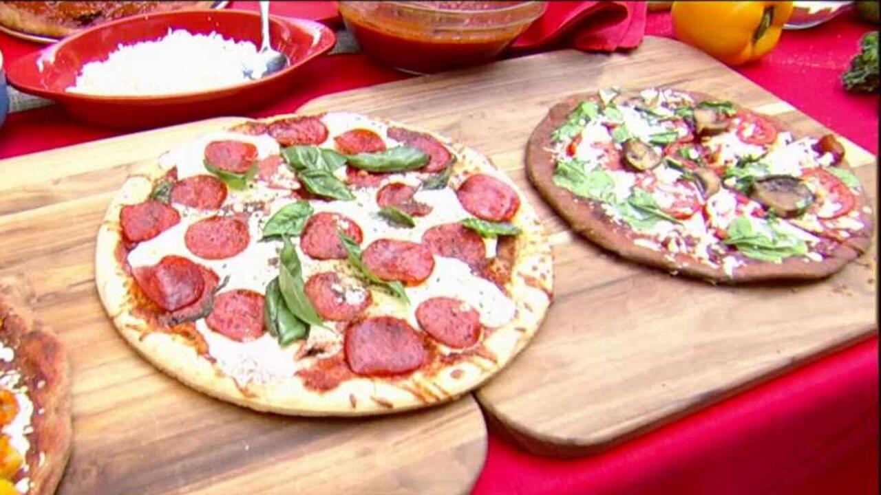 Bartiromo sisters share their family's famous pizza recipe