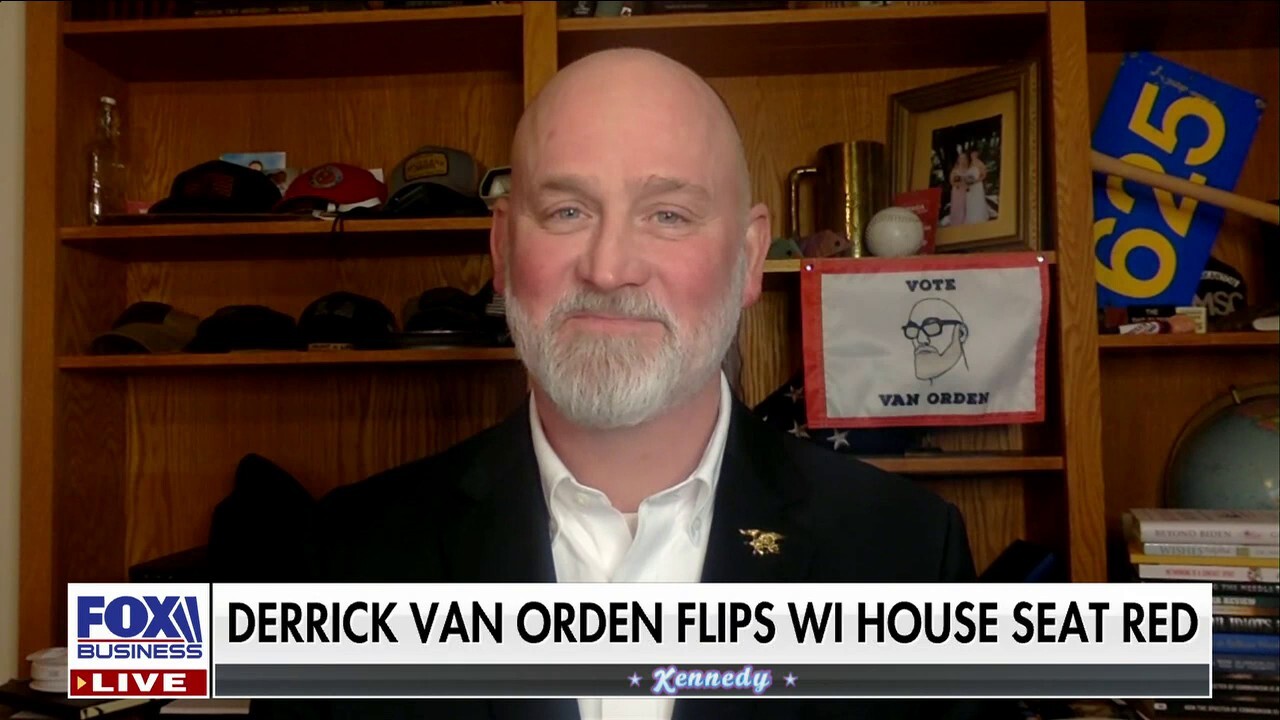 GOP candidate flips Wisconsin House seat red for first time in decades