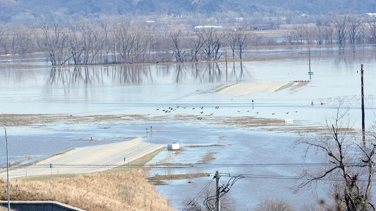 Midwest flooding poses potential risk for private wells: Reports 