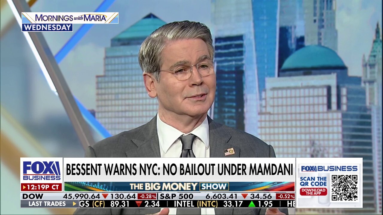 'The Big Money Show' panel discusses Treasury Secretary Scott Bessent's warning to New York City about a bailout if Zohran Mamdani is elected mayor.