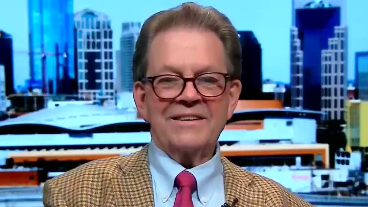 Art Laffer says high taxes are to blame for states losing congressional seats